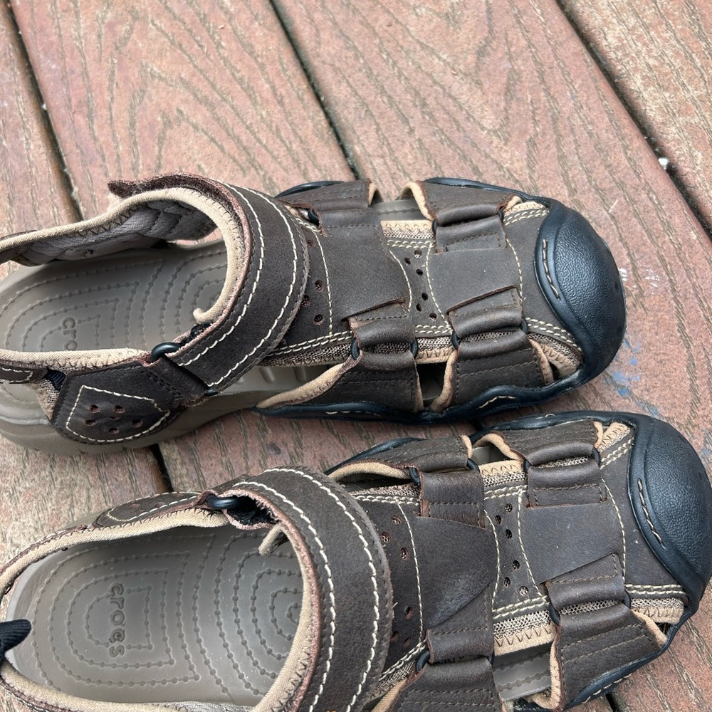 Men’s crocs sandals